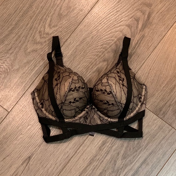 Victoria's Secret Other - Victoria’s Secret Bra 32C